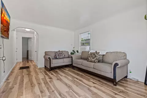 427 Covena Ave, Modesto, CA 95354 photo 6