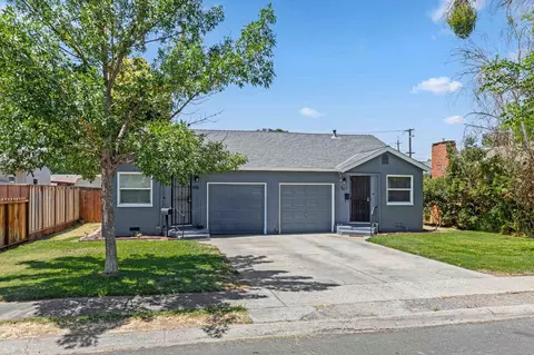 427 Covena Ave, Modesto, CA 95354 photo 1