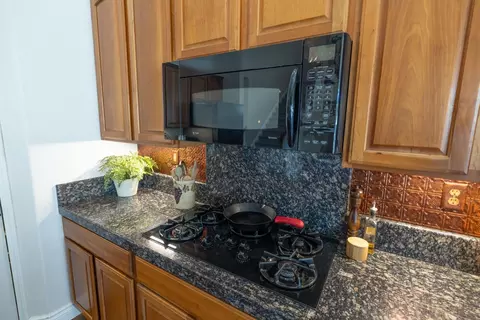 Kitchen - 24 Java Ct, Sacramento, CA 95835 photo 5 of 7