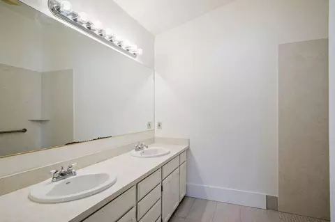 225 N Dakota Ave, Modesto, CA 95358 photo 23