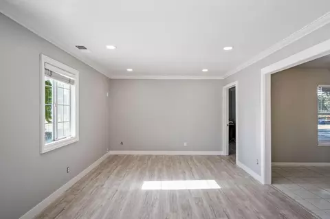 225 N Dakota Ave, Modesto, CA 95358 photo 7