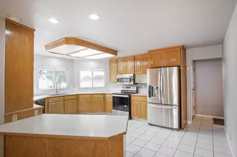 225 N Dakota Ave, Modesto, CA 95358 photo 14