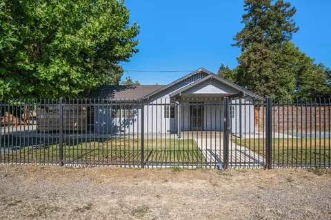 225 N Dakota Ave, Modesto, CA 95358 photo 1