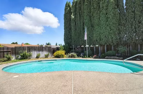 3400 Santos Ct, Turlock, CA 95382 photo 5