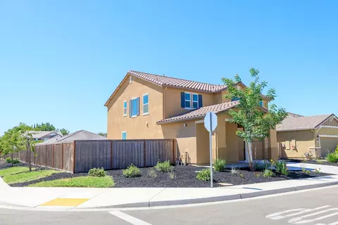 722 Haworth Dr, Patterson, CA 95363 photo 3
