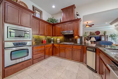 2029 Robin Hood Ln, Merced, CA 95340 photo 35