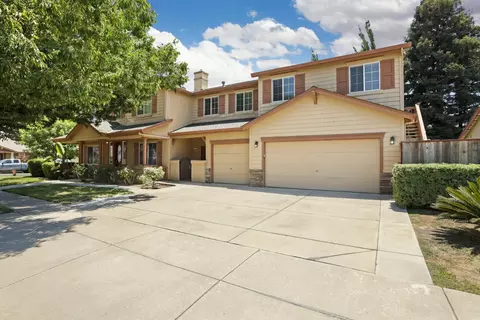 Exterior - 624 Summerton Ln, Turlock, CA 95382 photo 1 of 9