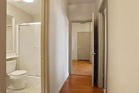 Entry Way - 624 Summerton Ln, Turlock, CA 95382 photo 7 of 9