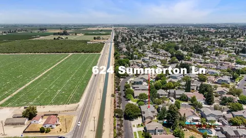 View/Area - 624 Summerton Ln, Turlock, CA 95382 photo 8 of 9