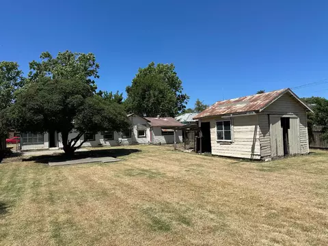 Exterior - 745 8th St, Williams, CA 95987 photo 12 of 13