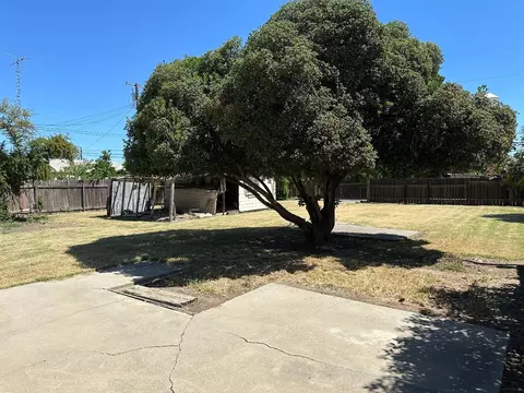 Exterior - 745 8th St, Williams, CA 95987 photo 8 of 13