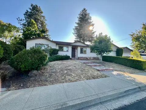 4227 Chaban Dr, Concord, CA 94521 photo 1