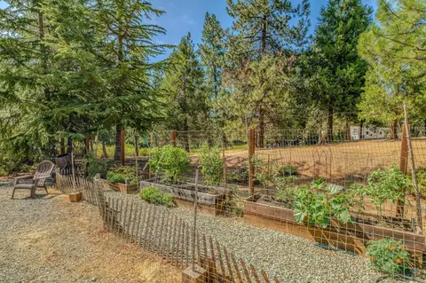Exterior - 18912 Ridge Rd, Pine Grove, CA 95665 photo 8 of 25
