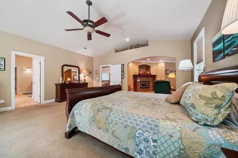 Bedroom - 18912 Ridge Rd, Pine Grove, CA 95665 photo 1 of 10