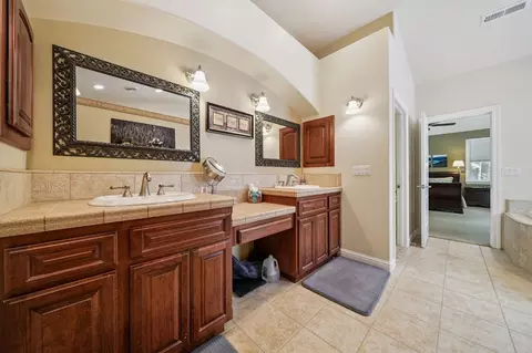 Entry Way - 18912 Ridge Rd, Pine Grove, CA 95665 photo 2 of 2
