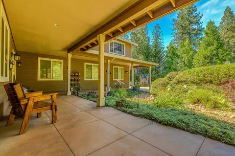 Exterior - 18912 Ridge Rd, Pine Grove, CA 95665 photo 6 of 25