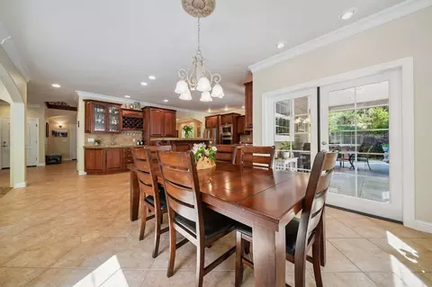 Dining - 18912 Ridge Rd, Pine Grove, CA 95665 photo 5 of 5