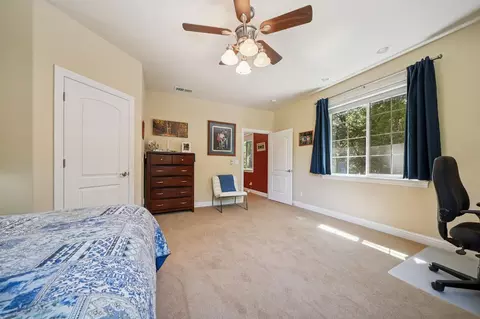 Bedroom - 18912 Ridge Rd, Pine Grove, CA 95665 photo 2 of 10