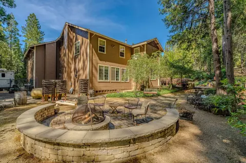 Exterior - 18912 Ridge Rd, Pine Grove, CA 95665 photo 18 of 25