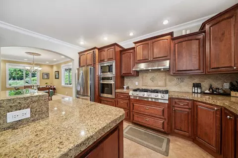 Kitchen - 18912 Ridge Rd, Pine Grove, CA 95665 photo 7 of 8