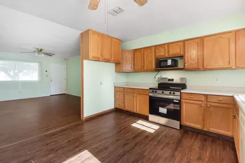 Kitchen - 910 1st St, Galt, CA 95632 photo 5 of 5