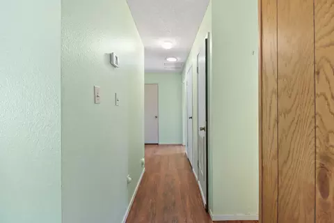 Entry Way - 910 1st St, Galt, CA 95632 photo 1 of 2