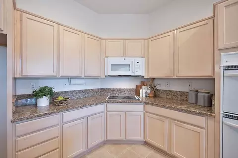 492 Williams St, Folsom, CA 95630 photo 17
