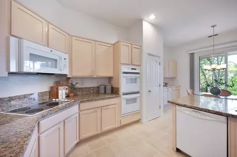 492 Williams St, Folsom, CA 95630 photo 16