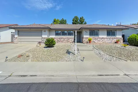 8713 Tipton Ct, Elk Grove, CA 95624