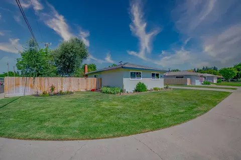 2601 Hoover Ct, Merced, CA 95340 photo 2