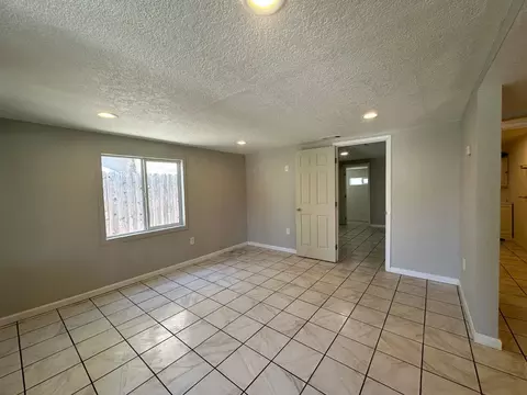 1826 Seattle St, Modesto, CA 95358 photo 8