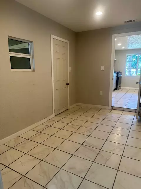 1826 Seattle St, Modesto, CA 95358 photo 18
