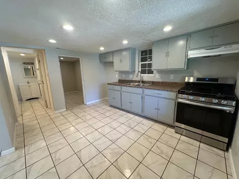 1826 Seattle St, Modesto, CA 95358 photo 12