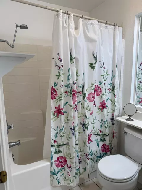 Bath - 1631 Milestone Cir, Modesto, CA 95357 photo 6 of 6
