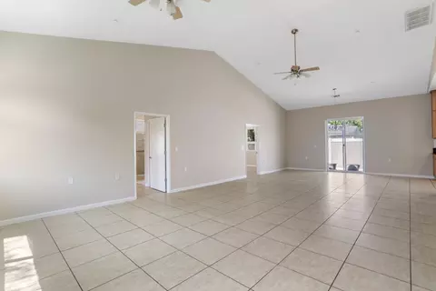 1325 Sunrise Ave, Modesto, CA 95350 photo 4