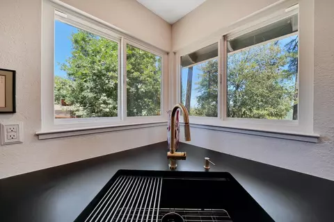 Kitchen - 20445 Wild Pine Dr, Pine Grove, CA 95665 photo 5 of 9