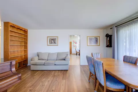 701 W 6th St, Gilroy, CA 95020 photo 6