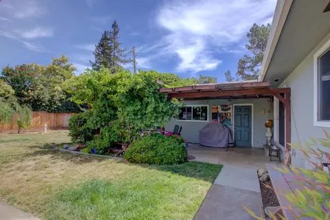 701 W 6th St, Gilroy, CA 95020 photo 26