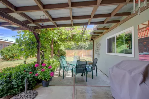 701 W 6th St, Gilroy, CA 95020 photo 24