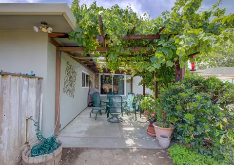 701 W 6th St, Gilroy, CA 95020 photo 25