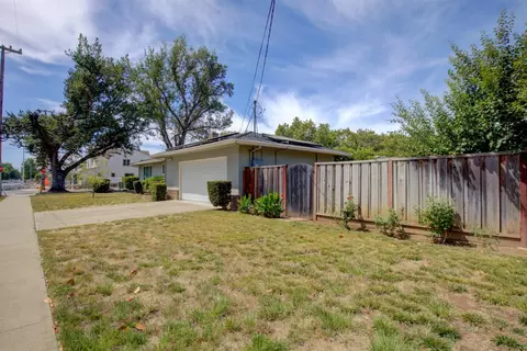 701 W 6th St, Gilroy, CA 95020 photo 32