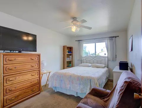 701 W 6th St, Gilroy, CA 95020 photo 22