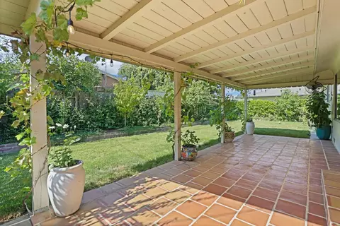 542 Sturla St, Lodi, CA 95240 photo 27