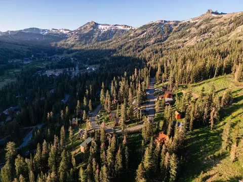34011 Danburg Dr, Kirkwood, CA 95645