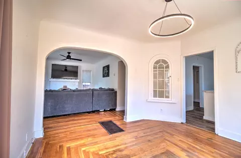 Living - 154 E Coolidge Ave, Modesto, CA 95350 photo 4 of 5