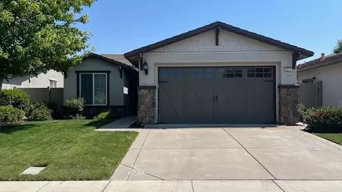 2216 Bellchase Dr, Manteca, CA 95336 photo 2