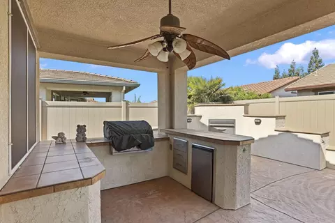 2375 Pepper Tree Ln, Manteca, CA 95336 photo 3