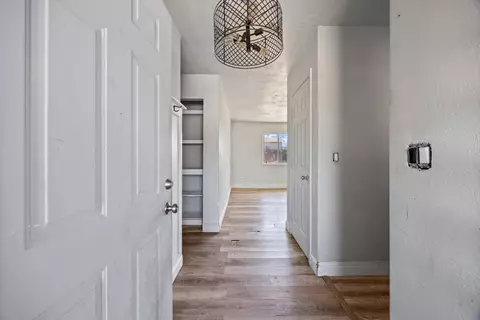 7608 Milldale Cir, Elverta, CA 95626 photo 5