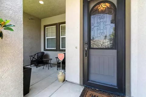 Entry Way - 2254 Maple Hollow Ln, Manteca, CA 95336 photo 1 of 7