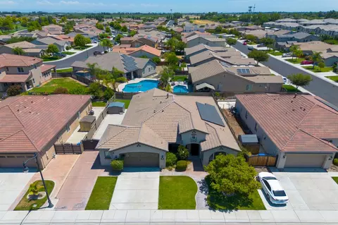 View/Area - 2254 Maple Hollow Ln, Manteca, CA 95336 photo 1 of 2